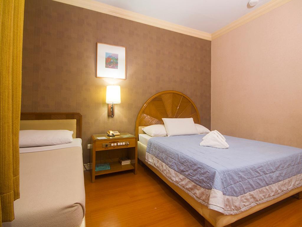 Grand City Hotel Inc. Cagayan de Oro Rum bild