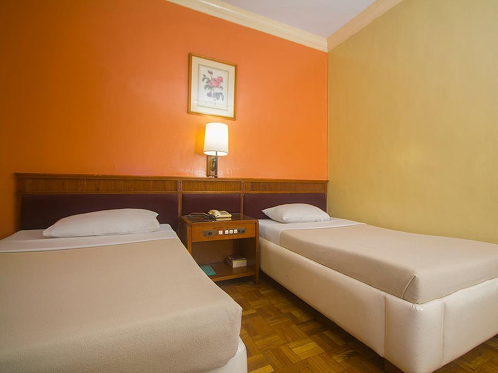 Grand City Hotel Inc. Cagayan de Oro Rum bild