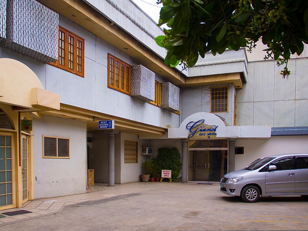 Grand City Hotel Inc. Cagayan de Oro Exteriör bild