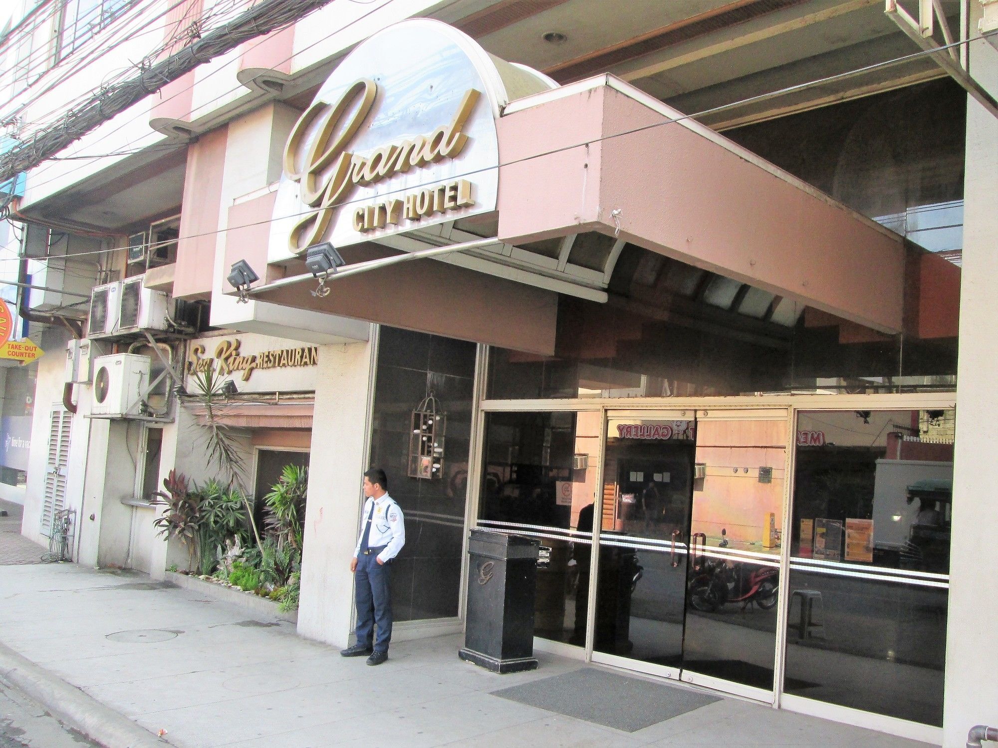 Grand City Hotel Inc. Cagayan de Oro Exteriör bild