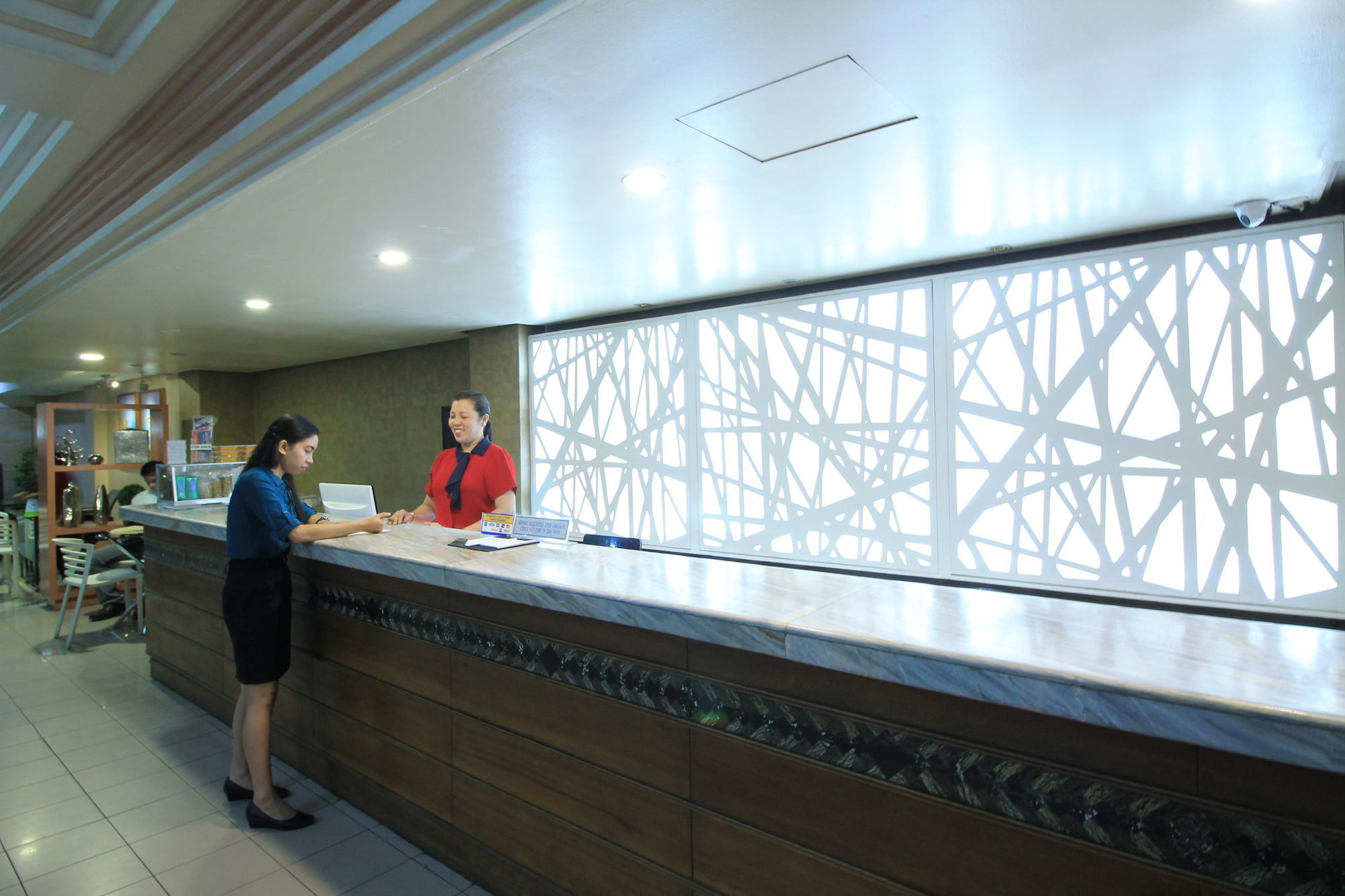 Grand City Hotel Inc. Cagayan de Oro Exteriör bild